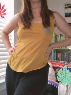 Women's Mustard Tank Top - Scoop Neck Casual Layering Tee